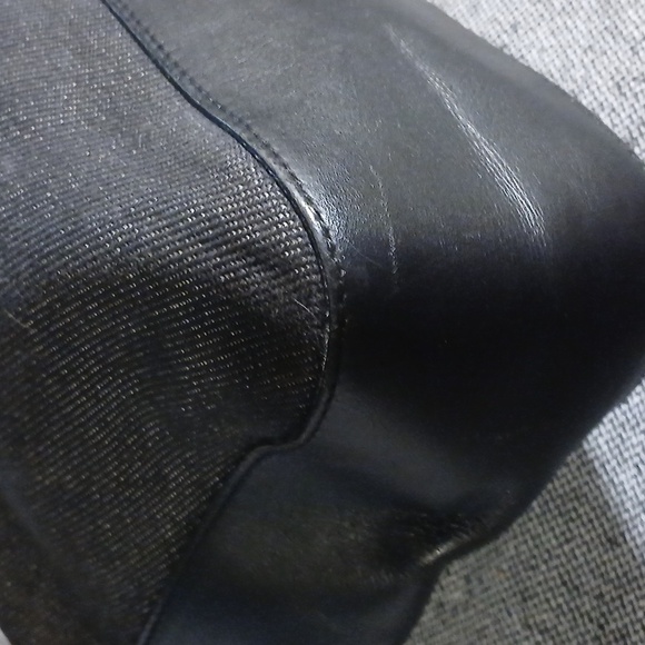 Stylish Black Tote Bag with Red and Green Straps - Picture 8 of 16